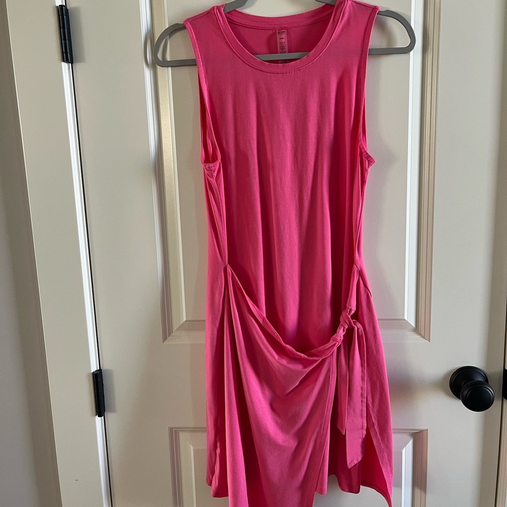 Beyond Yoga Pink Sleeveless Side Tie- Detail Women's Dress.